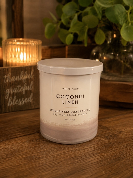 White Barn Other - White Barn Coconut Linen Candle - Cream & Light Taupe